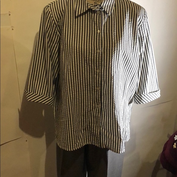 ALIA Petite Gray & White. 🥰 Great Condition🙂 - Picture 2 of 7